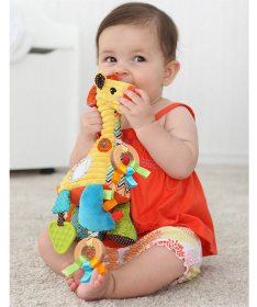 Infantino igračka zvečka za kolica i auto sedišta Žirafica 5013 