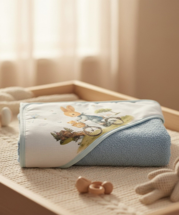 Deksi peškir za bebe sa kapuljačom Zeka na bicikli 100x100 Plava
