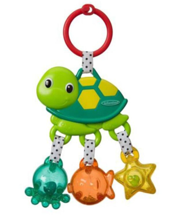Infantino zvečka kornjača igračka za bebu za kolica, krevetac, auto sedišta Sea Charms Turtle - 115168