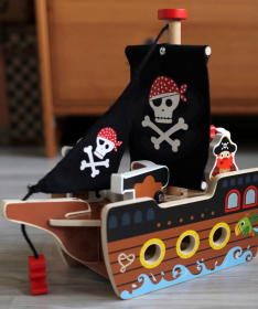 Tooky Toy drvena igračka piratski brod 9 elemenata - A081827