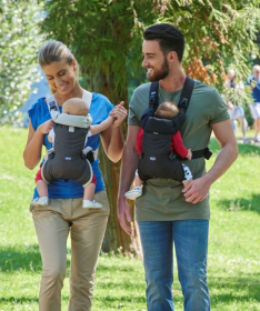 Chicco Easy Fit kengur nosiljka za bebe Black Night