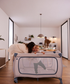 Hauck prenosivi krevetac za bebe Sleep n Play Go Plus Mint