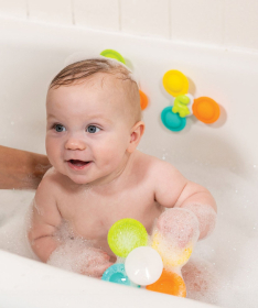 Infantino silikonski spiner za kupanje bebe 22115420