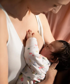 Avent set natural response Nighttime set - flašica sa varalicom SCD838/17