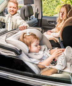 Britax Romer SWIVEL-GROW MAX AIR I-Size auto sedište za bebe 40-125 cm Taupe