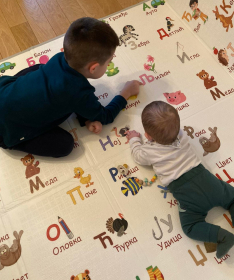 IQ sklopiva podloga za bebe lica Kontrasti i Azbuka 150x180x1 cm
