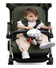 Chicco ogledalce crno-bela viseća igračka za bebe Panda - A108586