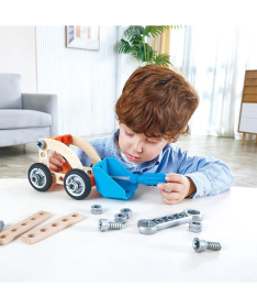 Hape napravi svoj automobil E0132