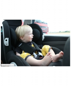 Britax Romer auto sediste za bebe Trifix od 9 do 18kg Cosmos black - crni