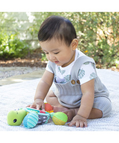 Infantino mekana igračka za kačenje Kornjača 22115358