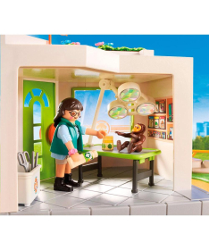 Playmobil set za igru dece Family Fun Zoo veterinarska ambulanta 122 elemenata - 34332