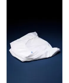 Stefan Sanitized antialergijski čaršav sa lastišem za krevetac za bebe 120x60cm Bela