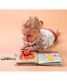 Taf Toys edukativna knjiga za decu sa 12 različith aktivnosti 22114092