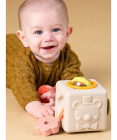 Taf Toys edukativna kocka za bebe Peek&Play Cube 22114153