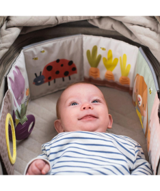 Taf Toys knjiga za krevetac za bebe 22114101